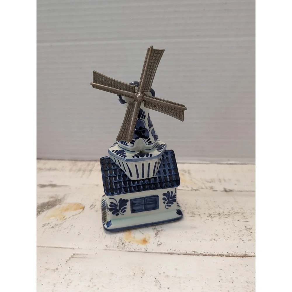 Vtg DELFT BLUE Rotating Windmill Music Box #61 